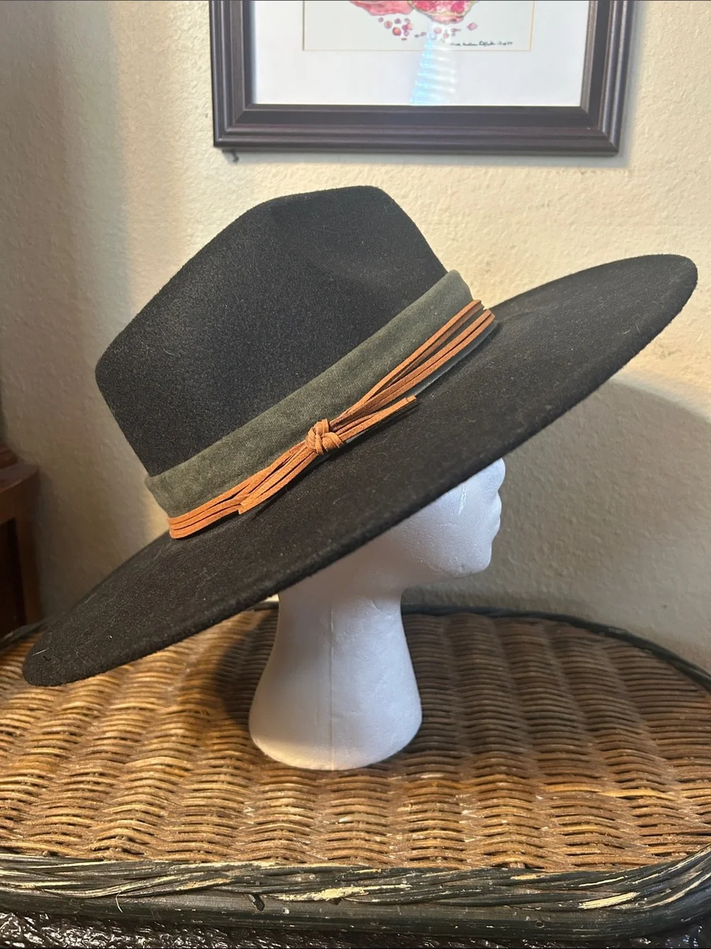 N/A classic black